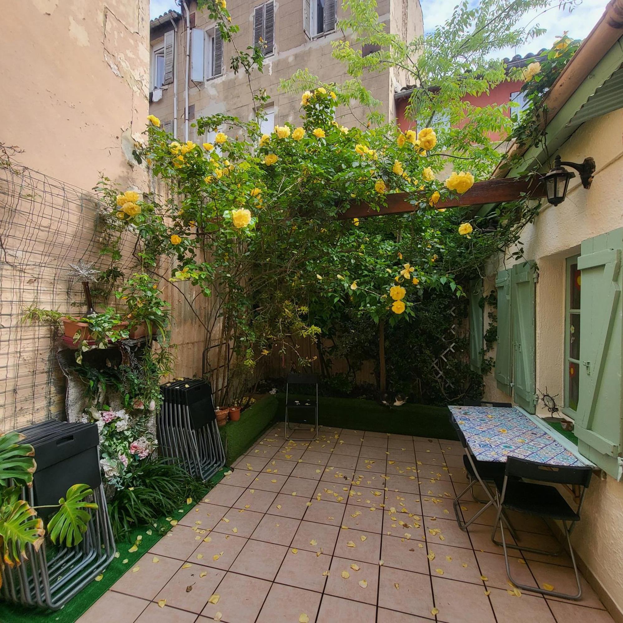 2P. Jardin Calme Centre-Ville Marsella Exterior foto